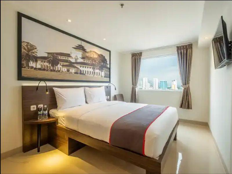 Super Oyo Collection O Hotel Pasar Baru Heritage Bandung Kültér fotó